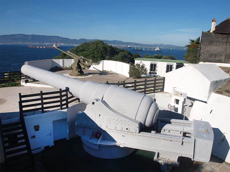 100 Ton Gun Gibraltar