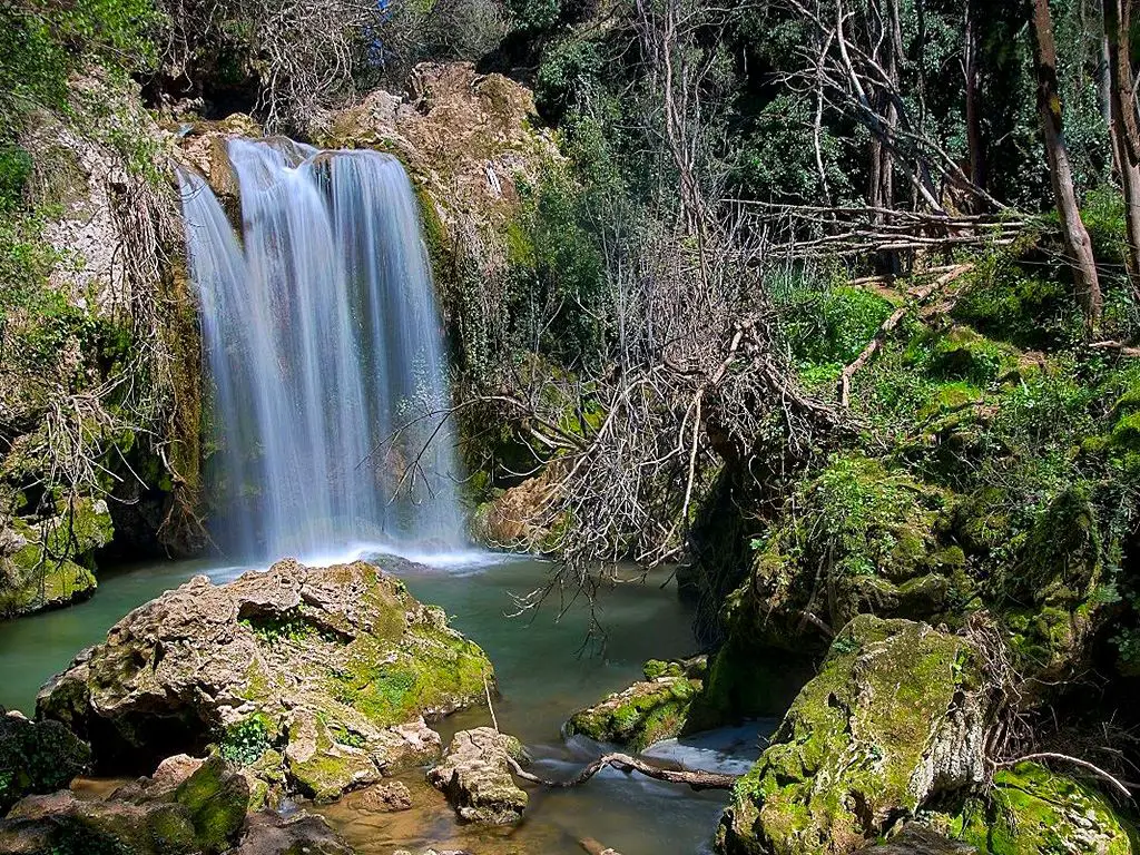 Cascadas de Hueznar - Sierra Norte de Sevilla Parque Natural UNESCO Global Geopark