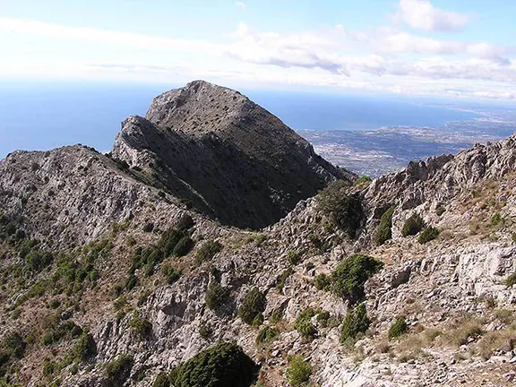 Ascent of La Concha
