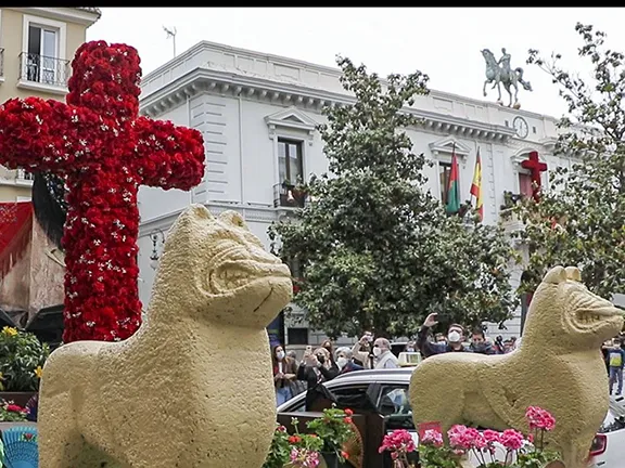 Cruces de Mayo in Andalucia