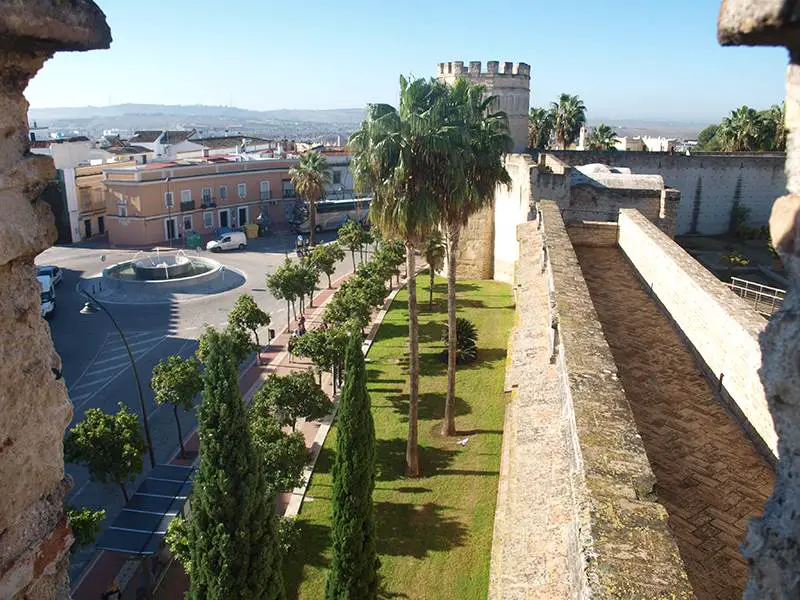 Consolidating the Emirate of Granada 1248 – 1272 AD