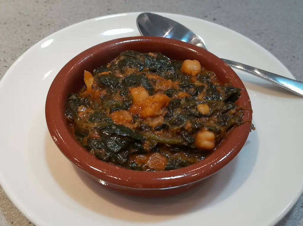 Espinacas con garbanzos, a typical Andalucian dish